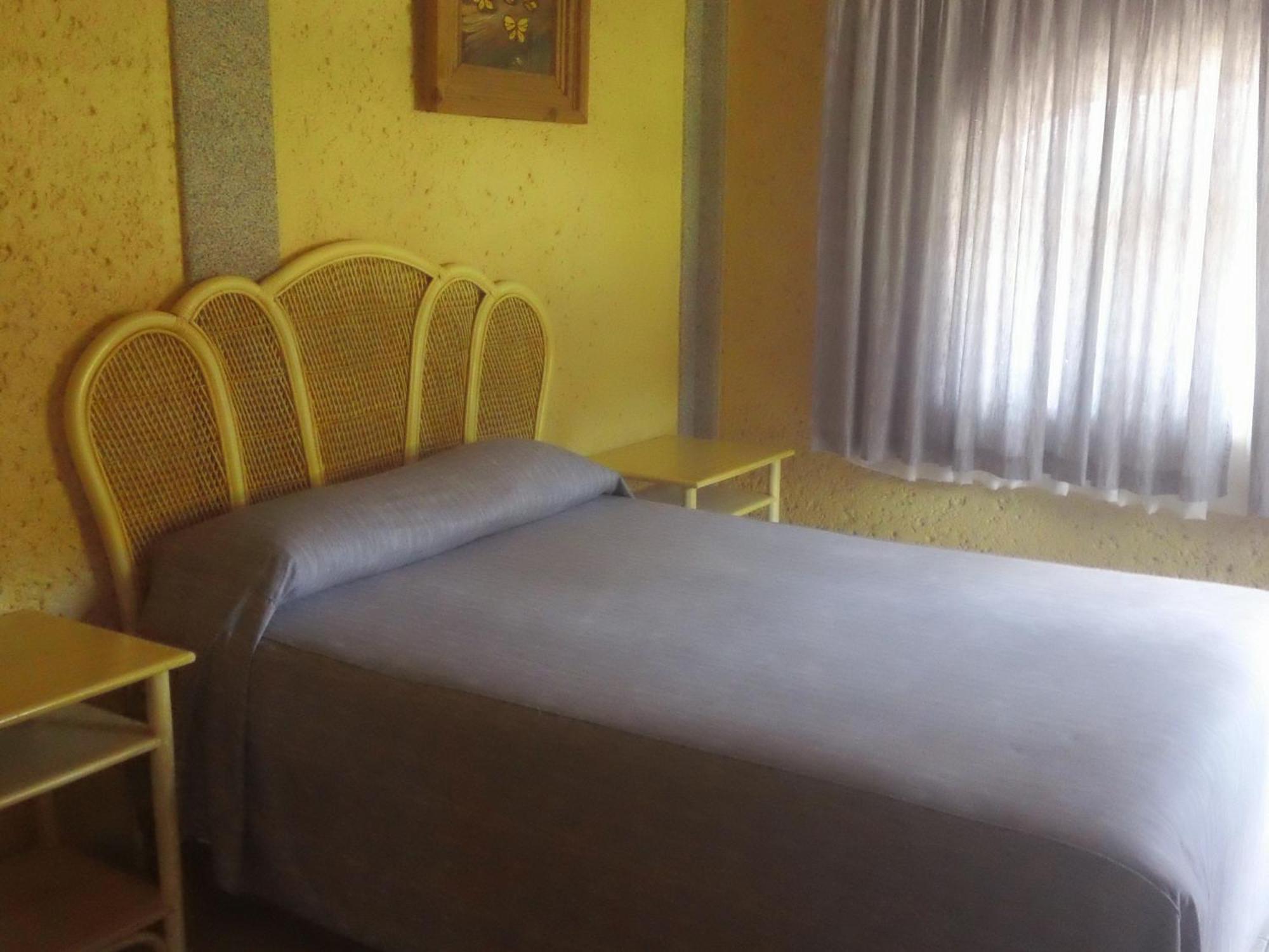 Hotel Villa Monarca Inn Ситакуаро Экстерьер фото