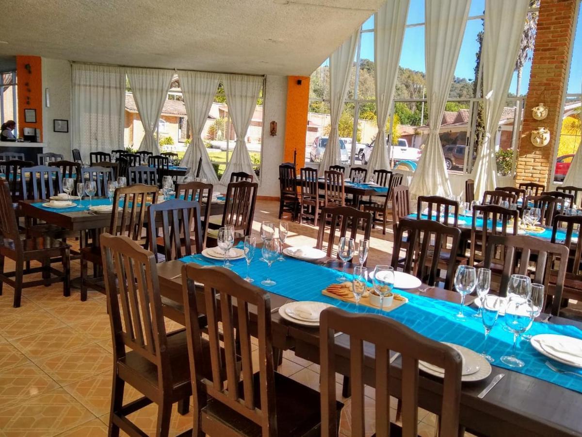 Hotel Villa Monarca Inn Ситакуаро Экстерьер фото